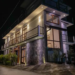 Hanthana House Проживание в семье
